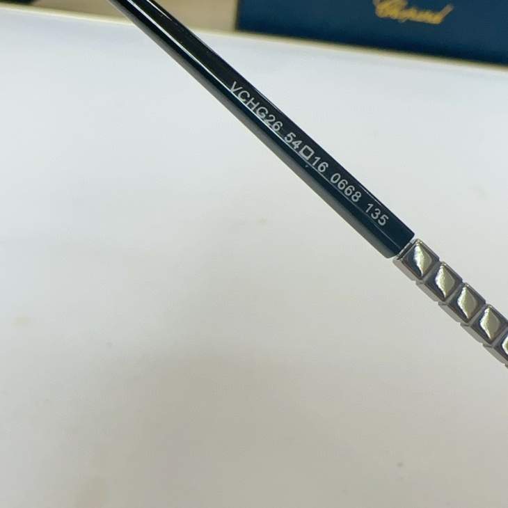 Picture of Chopard Sunglasses _SKUfw62587394fw